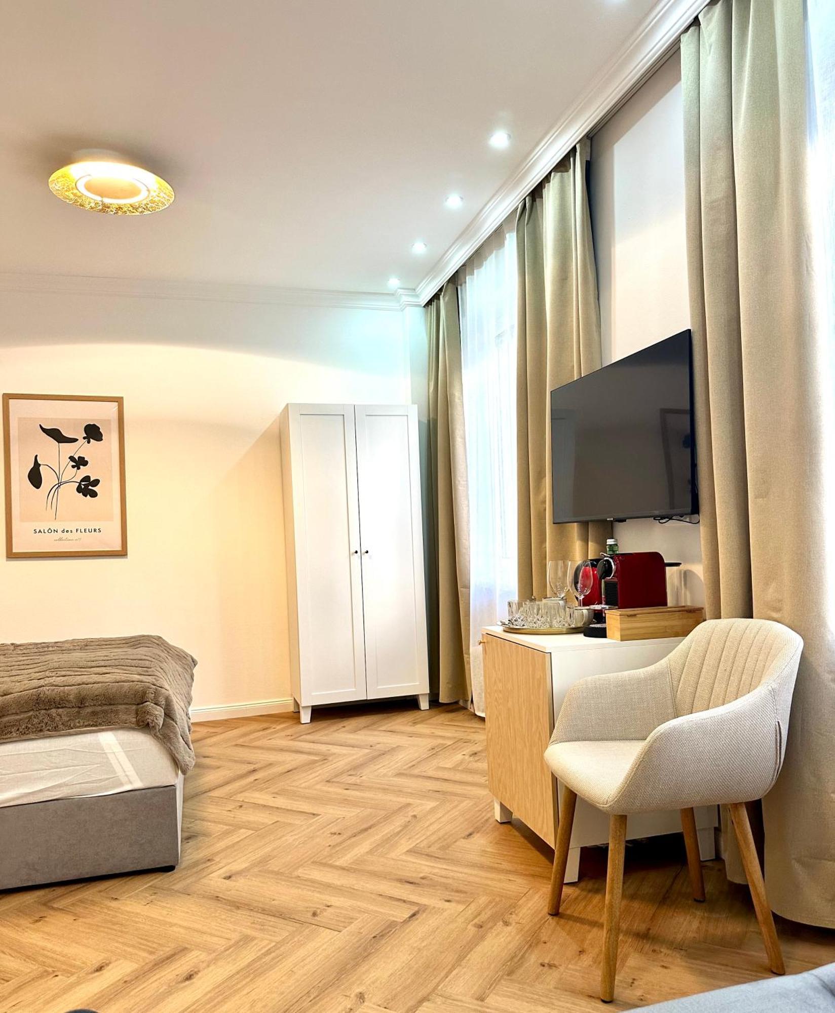 Mirabelle Homes Solnohrad Exteriér fotografie