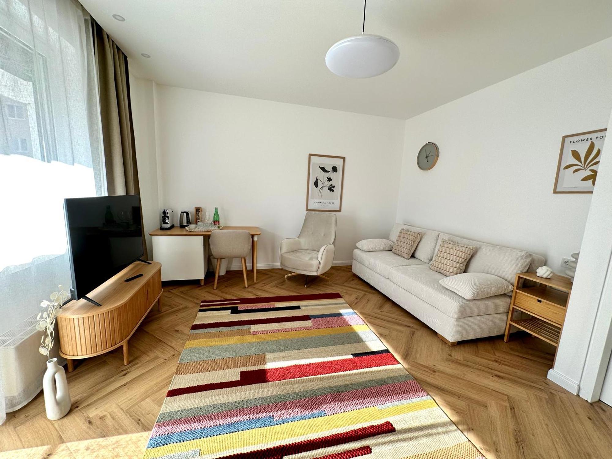 Mirabelle Homes Solnohrad Exteriér fotografie