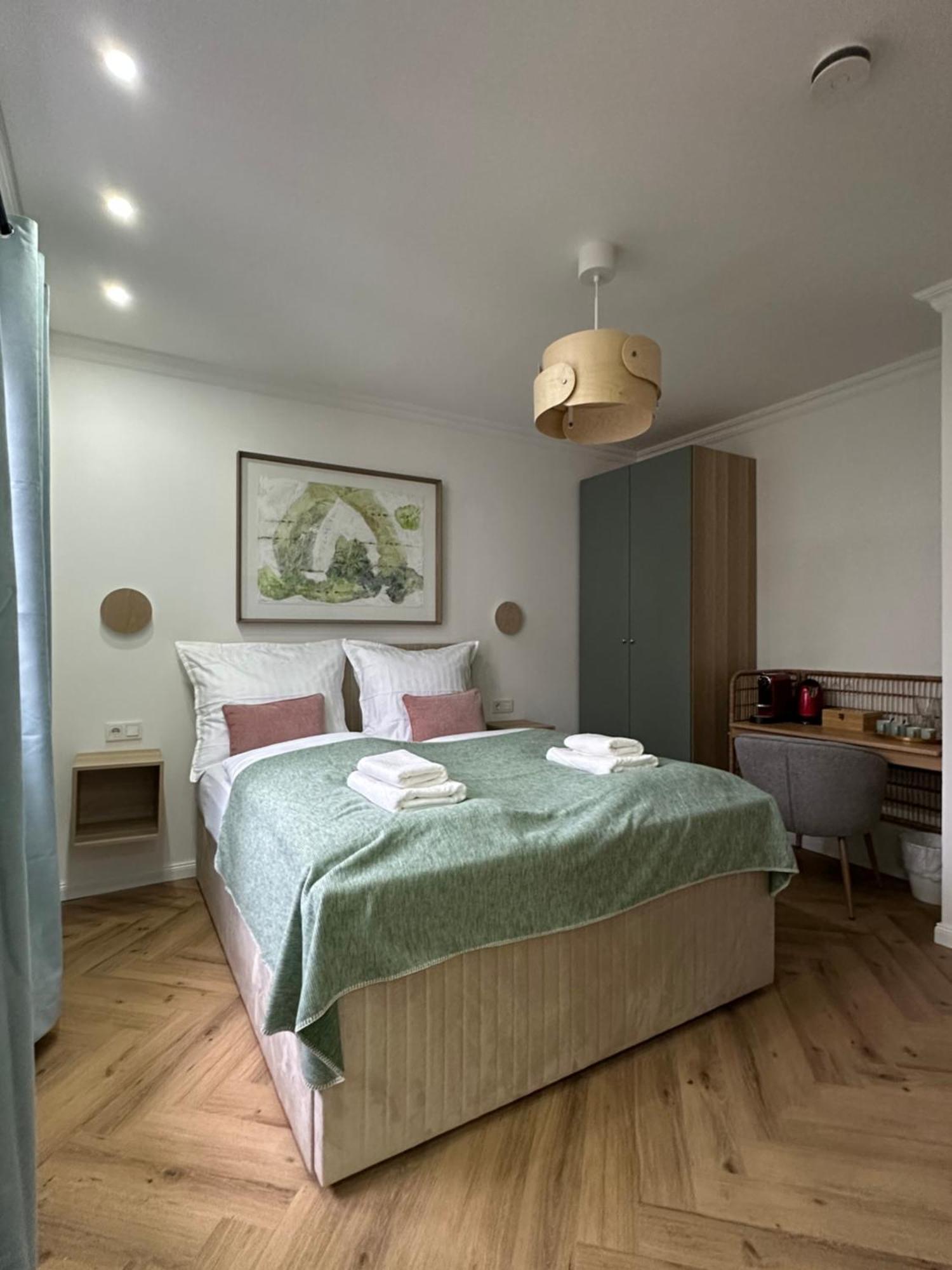 Mirabelle Homes Solnohrad Exteriér fotografie