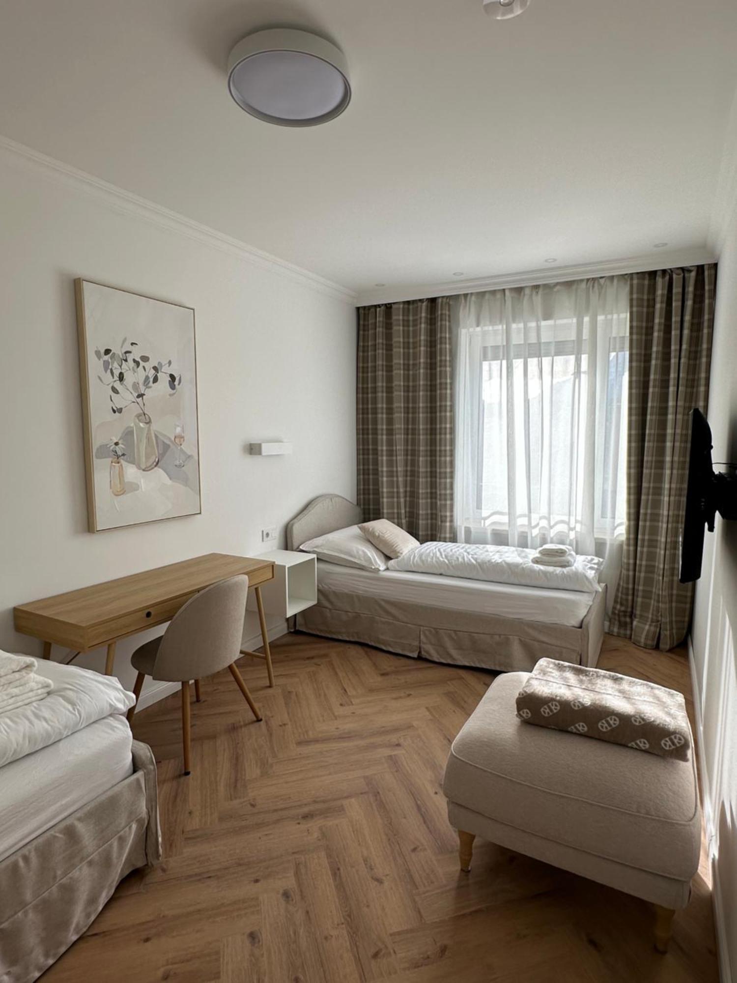 Mirabelle Homes Solnohrad Exteriér fotografie